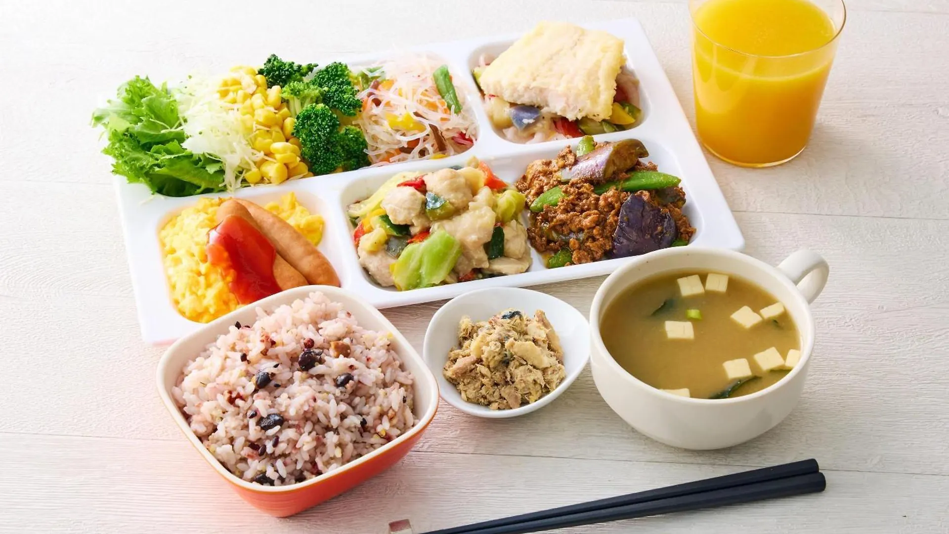 Comfort Hotel Tokyo Kanda 3*,  Ιαπωνία